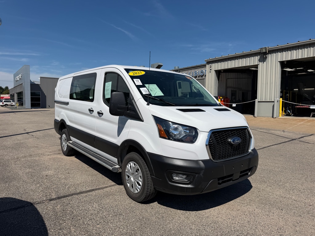 ford transit van 2025 1FTBR1Y81SKA59192 image ford transit van 2025 1FTBR1Y81SKA59192 image